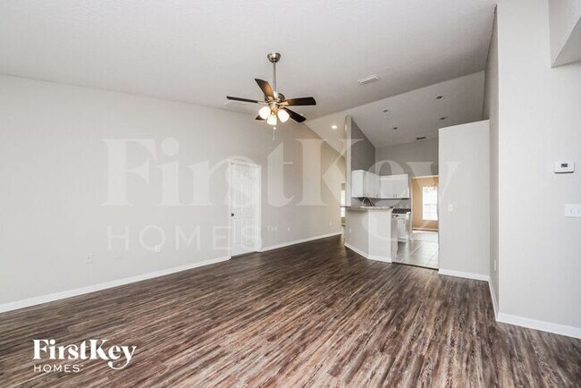 Foto del edificio - 514 Magpie Ln