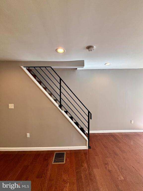 Foto del edificio - 2546 Cedar St