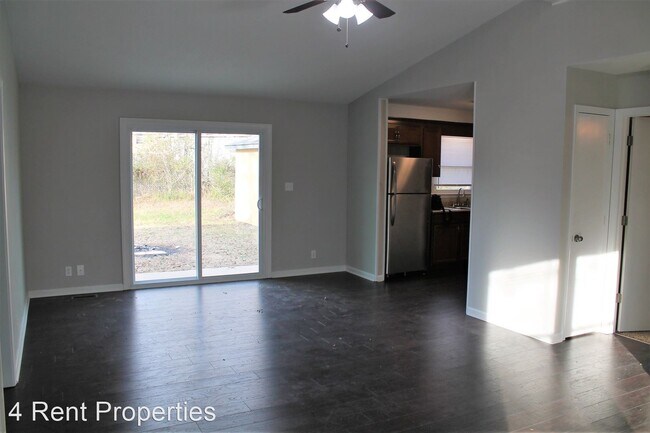 Building Photo - 3 br, 2 bath House - 517 Mallory Dr.