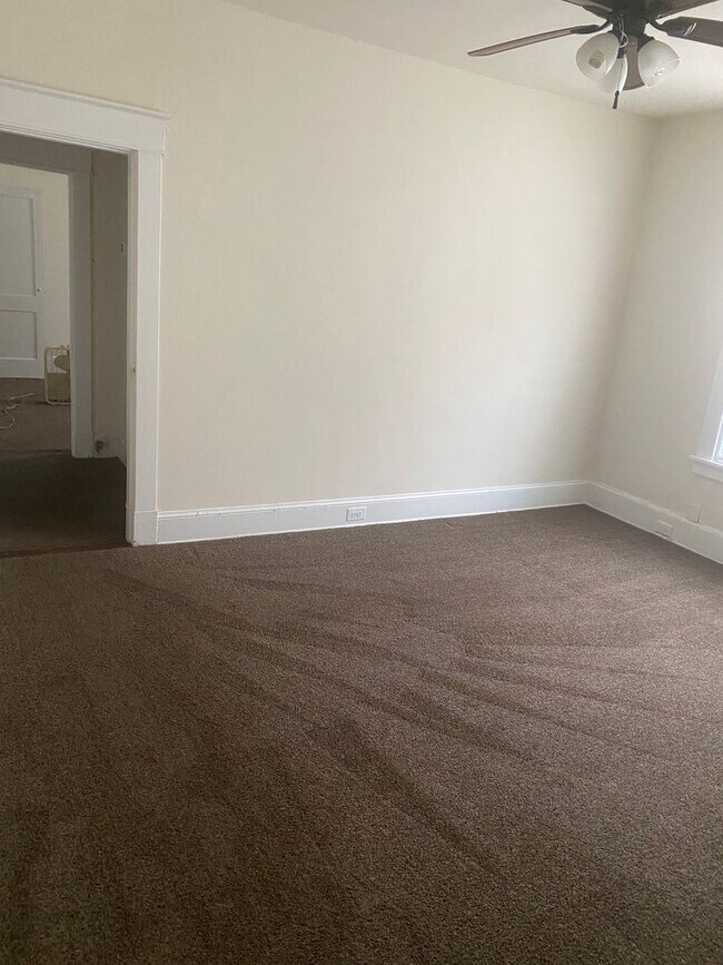 Photo - 2710 Garland Ave Apartment