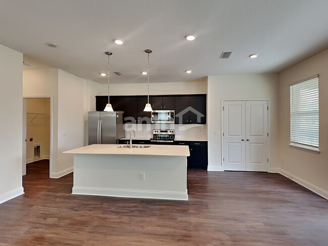 Building Photo - 2545 Sunrise Landing Loop