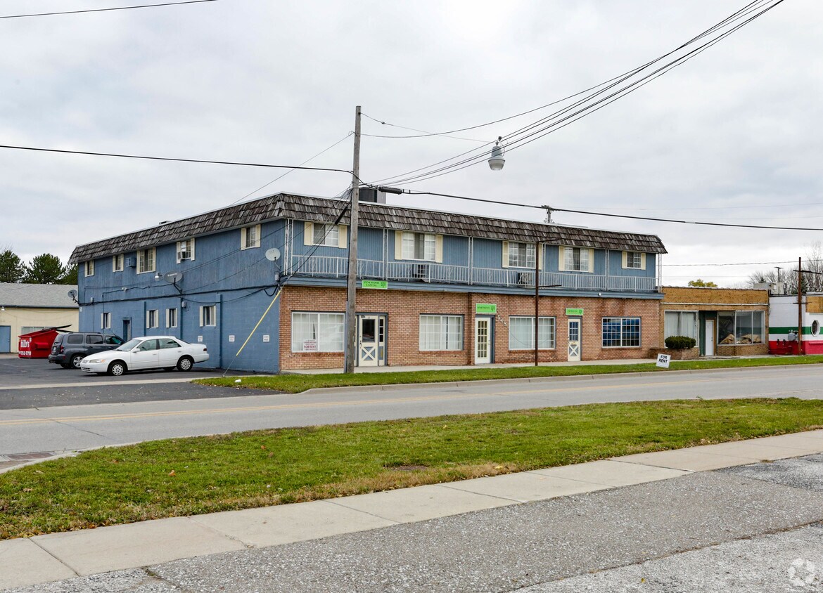 Foto principal - 548 Shattuck Rd