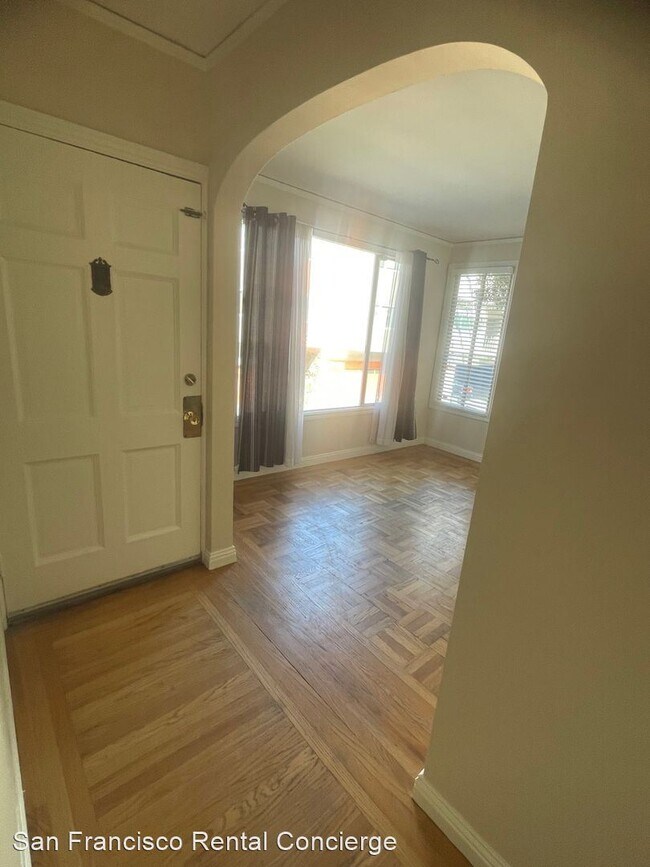 Building Photo - 2 br, 1 bath House - 634 Corbett Avenue