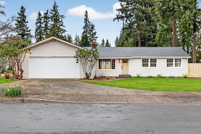 Building Photo - Georgeous Ranch Style Home in the Heart of Vancouver Near Royal Oaks Golf Course!