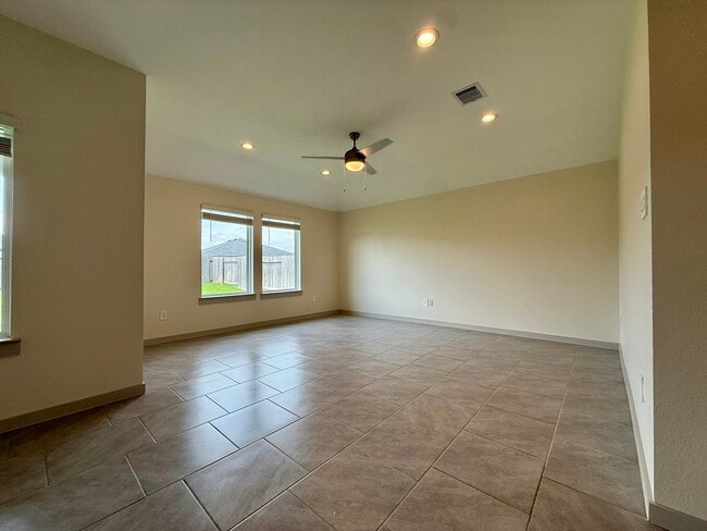 Building Photo - 28930 Yukon River Ct