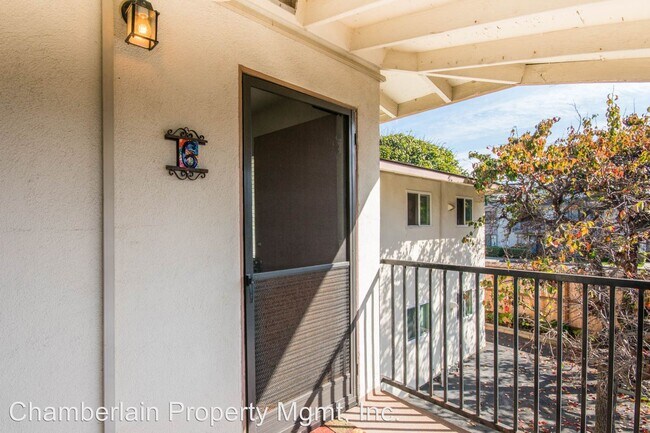 Building Photo - 1 br, 1 bath House - 325 Chestnut #6