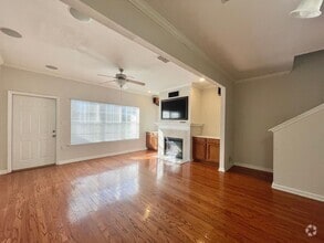 Building Photo - 1320 Hendrix Rd
