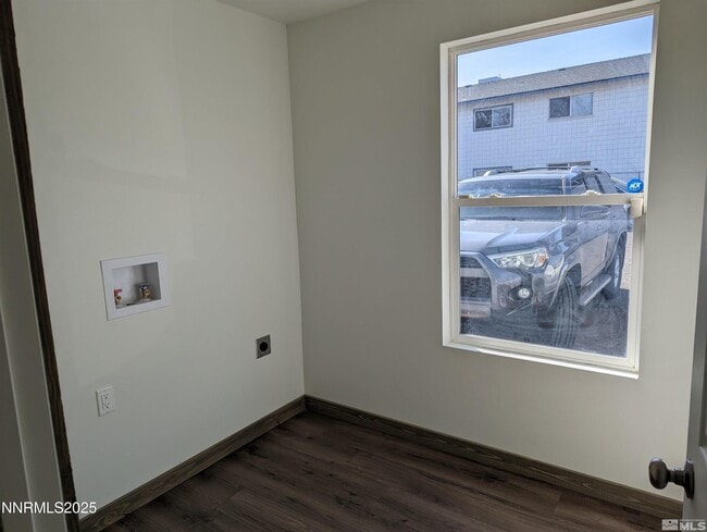 Foto del edificio - 1500 Lewis St