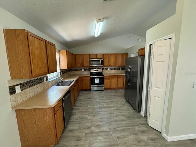 Foto del edificio - 34329 Oak Ave