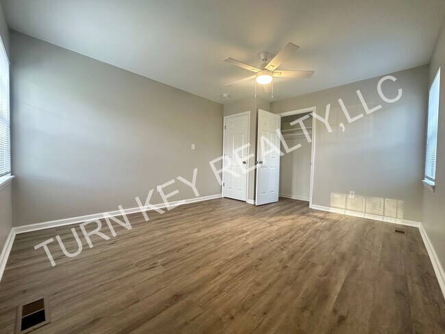 Foto del edificio - 436 McGinnis St