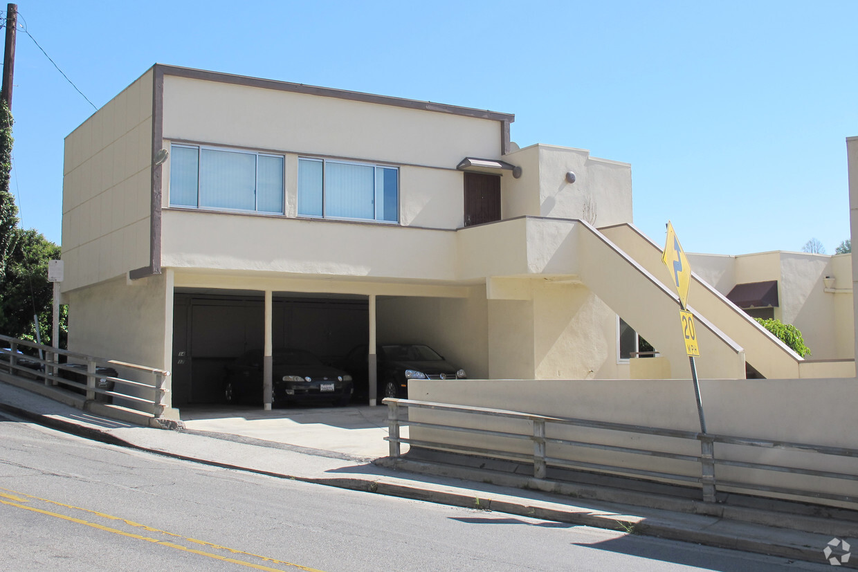 Foto del edificio - 134 Chautauqua Blvd