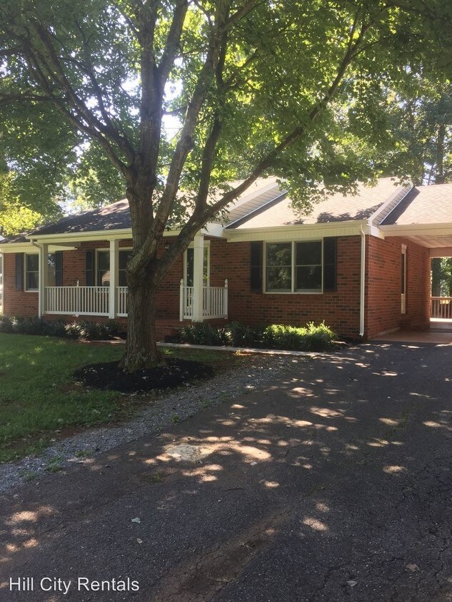 Primary Photo - 3 br, 2 bath House - 106 Shady Oak