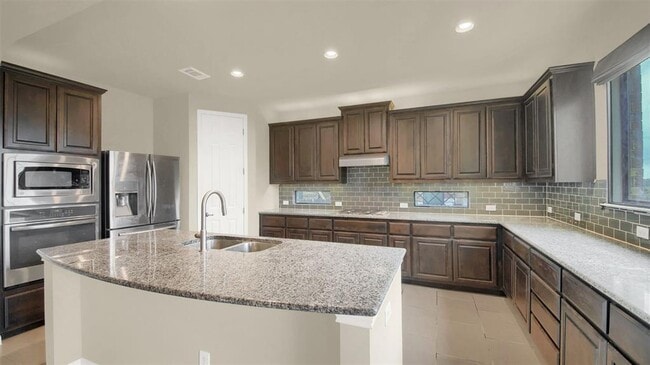 Building Photo - 6921 Barstow Ct