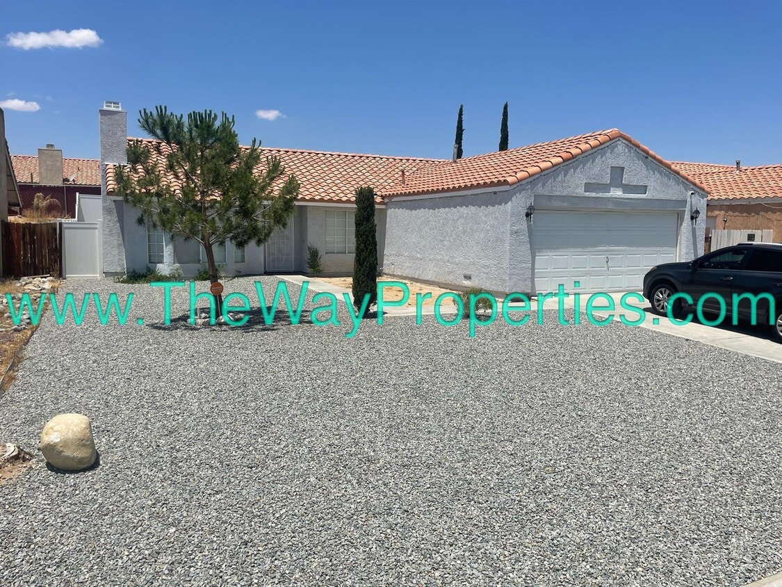 Primary Photo - 13600 La Villa Dr
