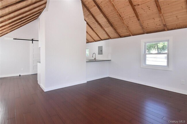 Foto del edificio - 292 Farragut Ave