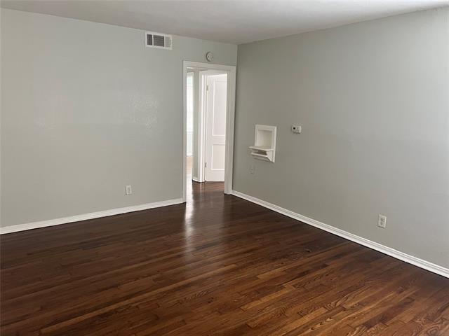Foto del edificio - 413 Meadowbrook Dr