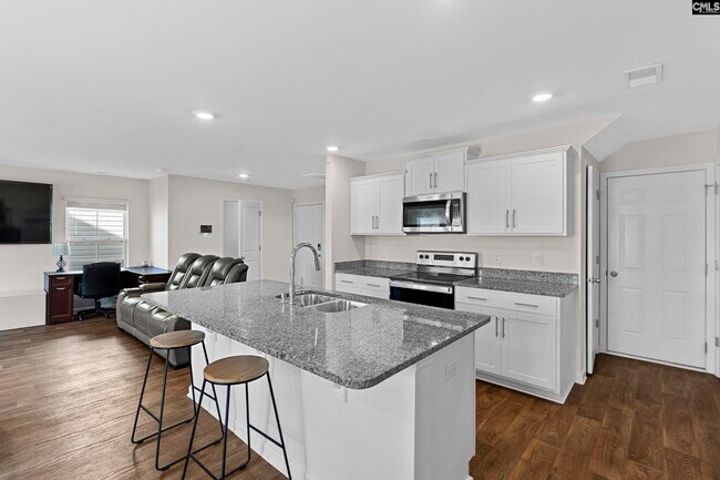 Foto del edificio - 2097 Elmridge Rd