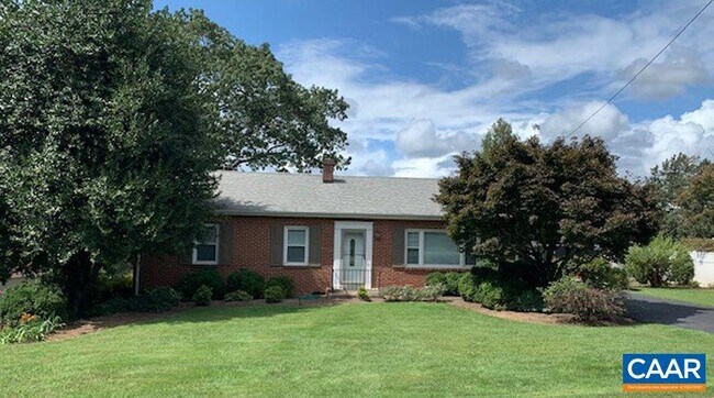 Building Photo - 1623 St Annes Rd