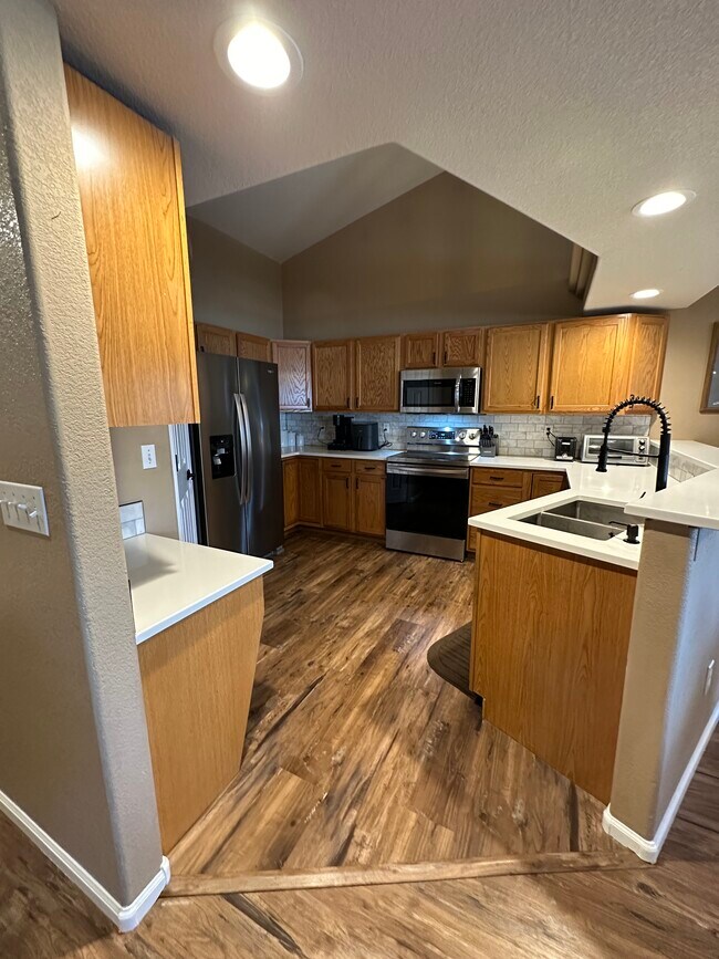 Foto del edificio - 4120 Julesberg Dr