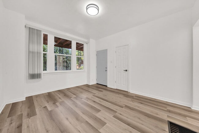 Building Photo - 3810 W 46th St
