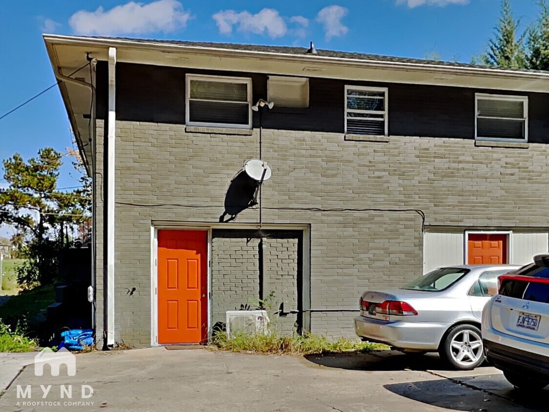 Foto principal - 1729 Morehead Ave