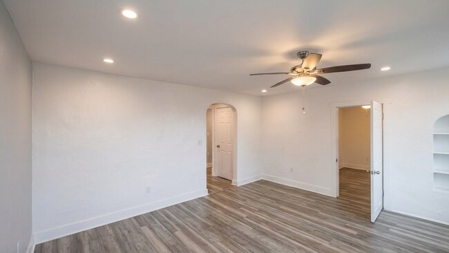 Foto del edificio - 5850 Alderson St