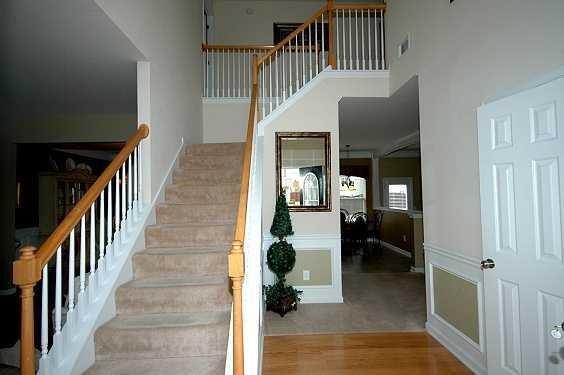 Building Photo - 620 Moonlight Way