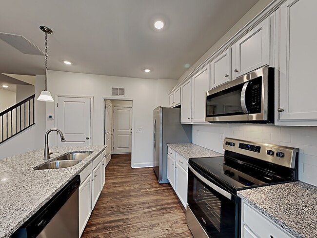 Foto del edificio - 3204 Brierhill Rd