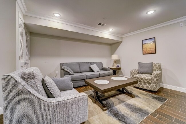 Foto del edificio - 2765 John F. Kennedy Blvd