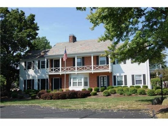 Casa club - 105 E Ticonderoga Dr