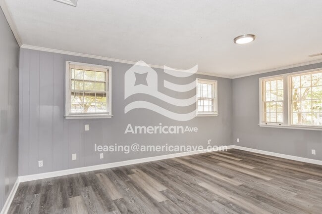 Building Photo - 4011 S Beltline Blvd