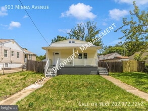 Building Photo - 903 Minna Ave