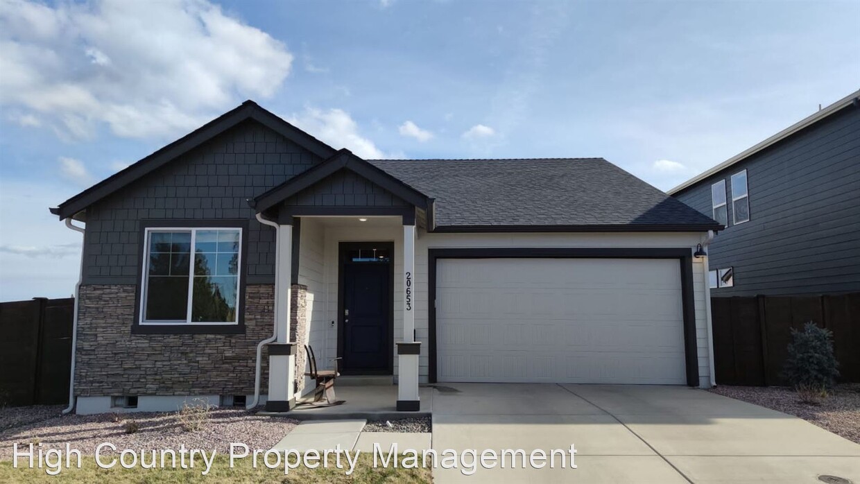 Primary Photo - 3 br, 2.5 bath House - 20653 SE Nina Ave.