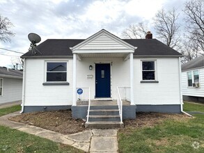 Building Photo - 1039 Forest Ave