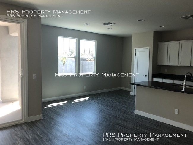 Building Photo - 2359 S Wycliff Cir