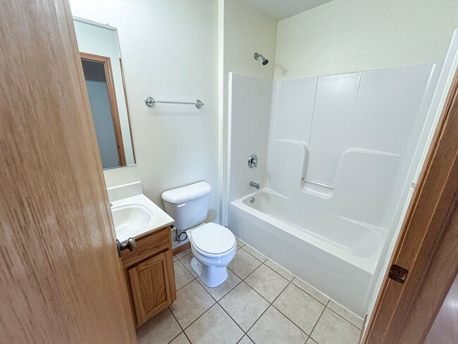 Foto del edificio - 5562 165th St E