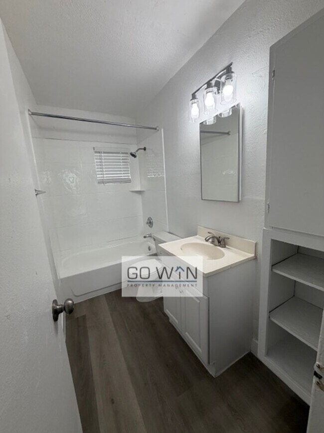 Foto del edificio - 1537 W Pierce St