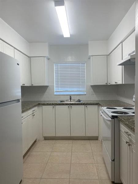 Building Photo - 3800 Riverside Dr
