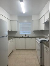 Building Photo - 3800 Riverside Dr