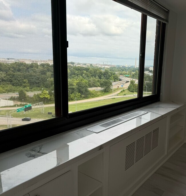Foto del edificio - 1011 Arlington Blvd