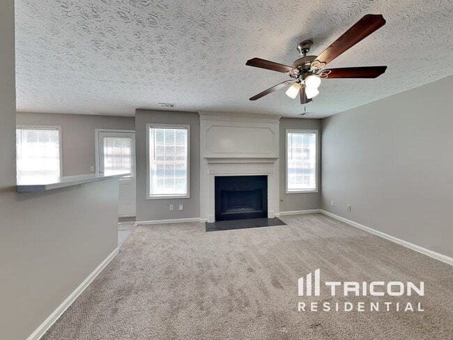 Building Photo - 3362 Kittery Dr SW