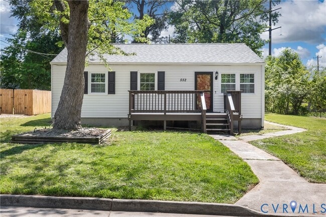 Building Photo - 552 S 22nd Ave