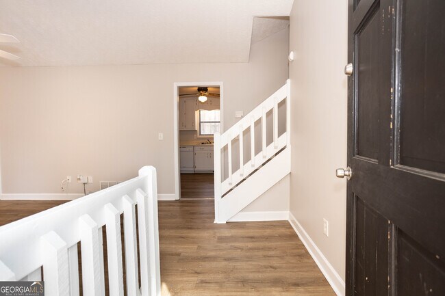 Building Photo - 6040 Stone Wood Dr NW
