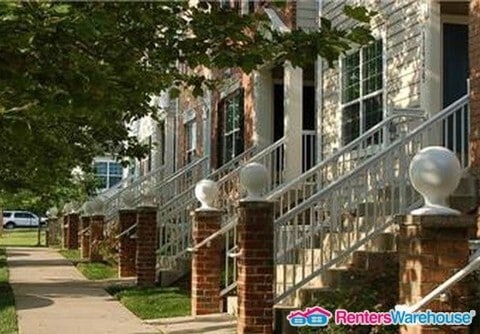 Building Photo - 2032 University Blvd W