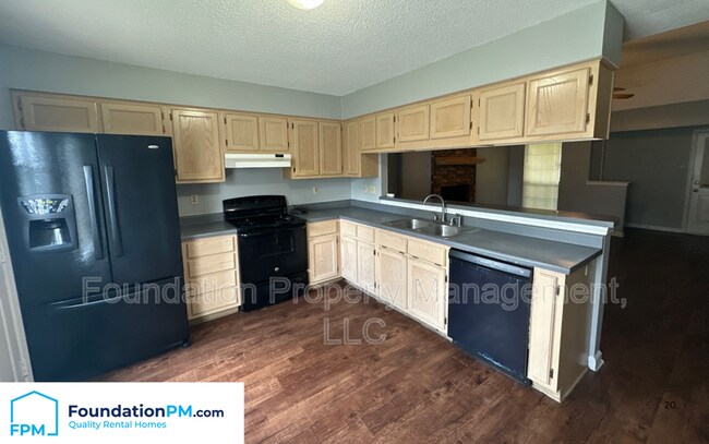 Foto del edificio - 7111 Maryland Cir S