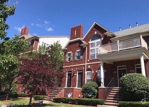 Building Photo - 3035 Camden Dr