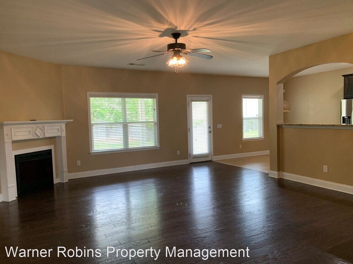 Foto principal - 4 br, 3 bath House - 102 Ousley Way