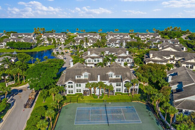 Foto del edificio - 602 Mainsail Cir