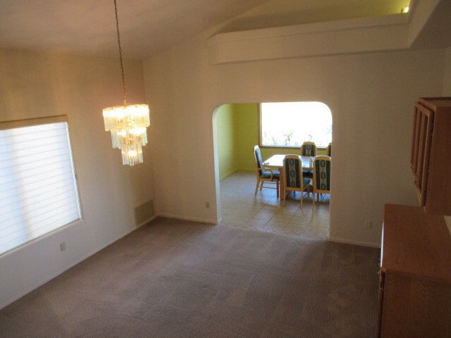 Building Photo - Large (3,825"), Beautiful & Luxurious Eastside Home with Breathtaking Mtn. Views.