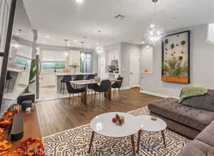 Building Photo - 2111 Copper Walk